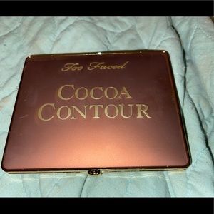Too faced cocoa contour pallet